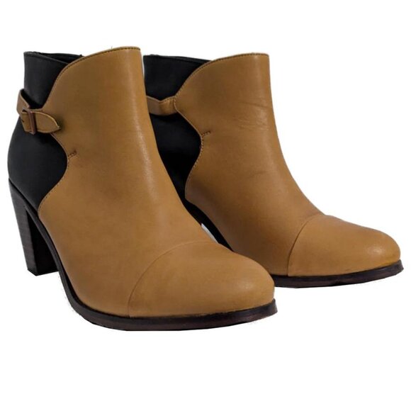 Samantha Pleet Wolverine x Anthropologie Two Tone/Colorblock Leather Boots - Picture 3 of 10